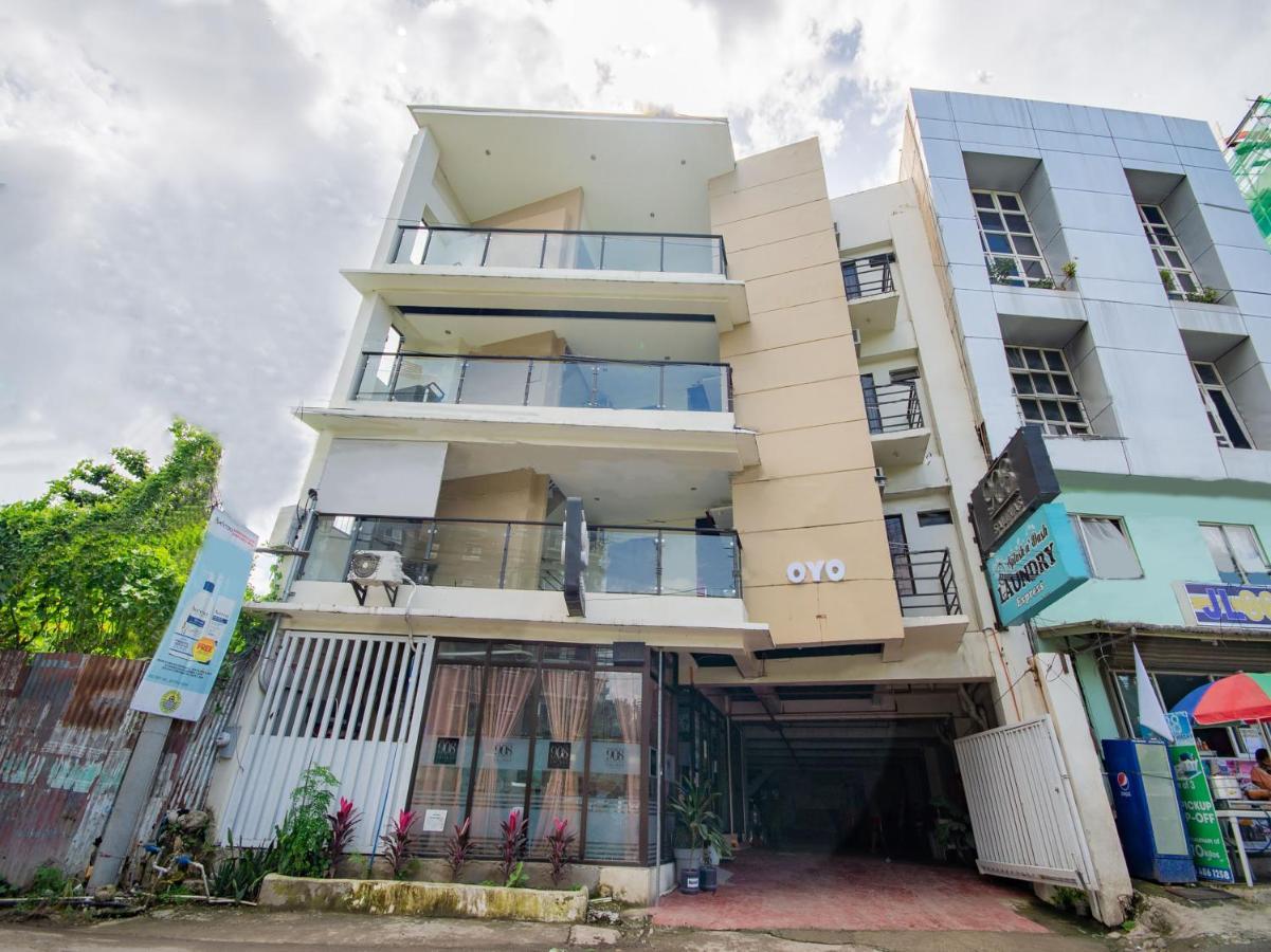 Oyo 707-908 Salinas Suites Cebu Stadt Exterior foto